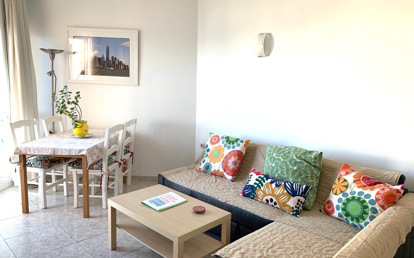 Marbella – Top Floor Beachfront Central Apartment With Views