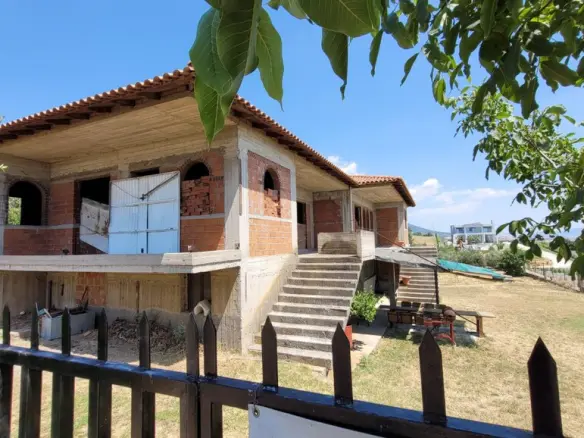 Detached House In Panorama, Greece (400 M²)