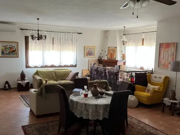 Detached House In Poligiros, Greece (350 M²)