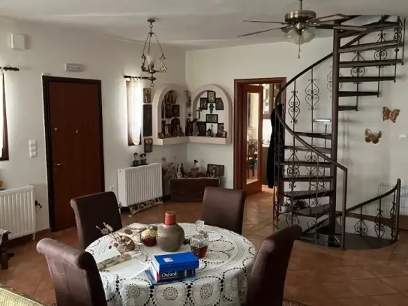 Detached House In Poligiros, Greece (350 M²)