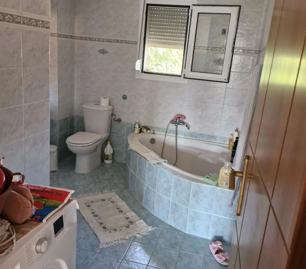 3-bedroom Detached House In Poligiros, Greece (92 M²)