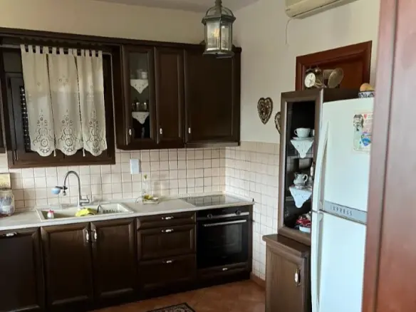 Detached House In Poligiros, Greece (350 M²)