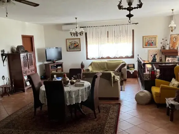 Detached House In Poligiros, Greece (350 M²)