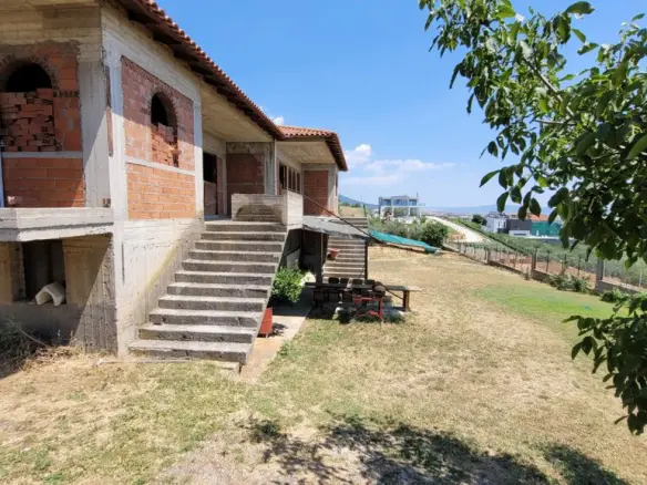 Detached House In Panorama, Greece (400 M²)