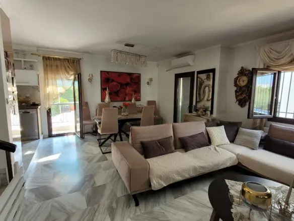 Detached House 180 M² In The Suburbs Of Thessaloniki