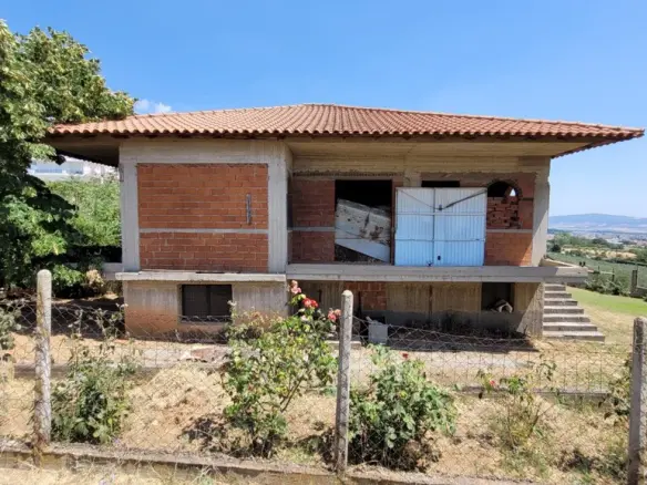 Detached House In Panorama, Greece (400 M²)