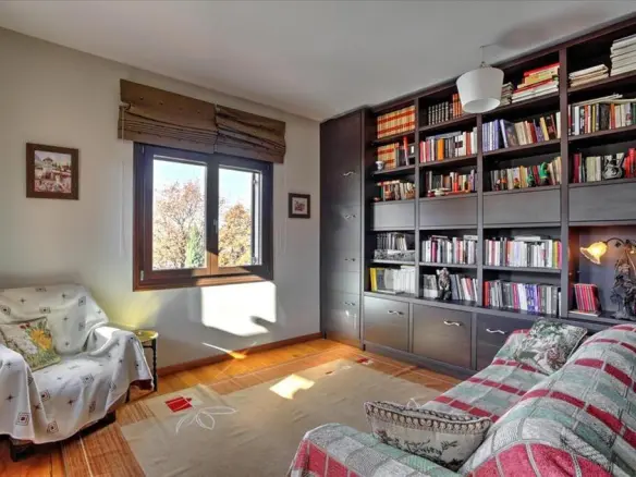 5-bedroom Villa In Migdonia, Greece (320 M²)