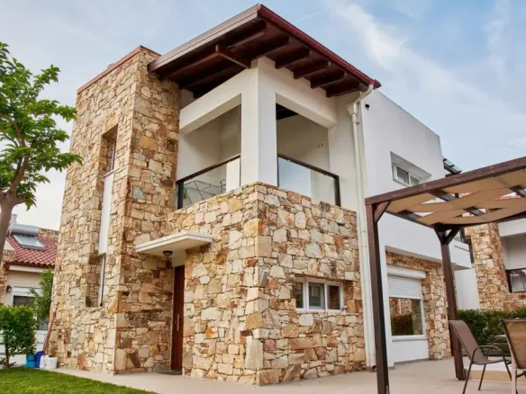 3-bedroom Villa In Eleitheres, Greece (124 M²)
