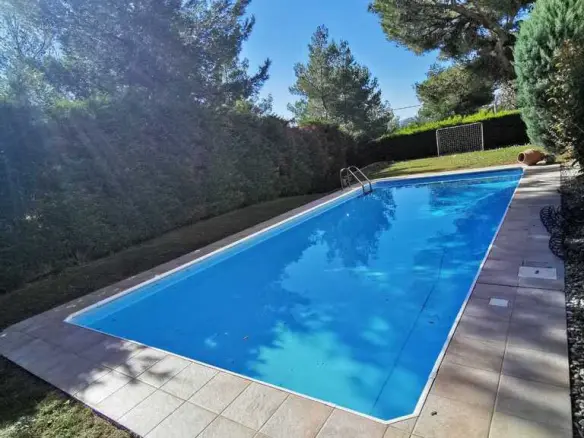 4-bedroom Detached House In Pikermi, Greece (250 M²)