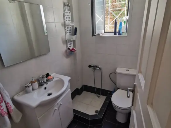 4-bedroom Detached House In Pikermi, Greece (250 M²)