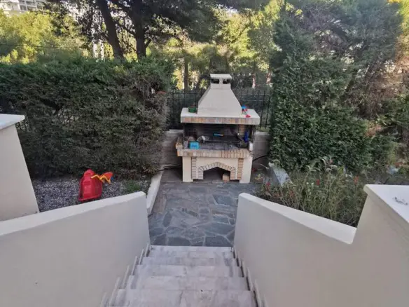 4-bedroom Detached House In Pikermi, Greece (250 M²)