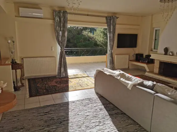 4-bedroom Detached House In Pikermi, Greece (250 M²)