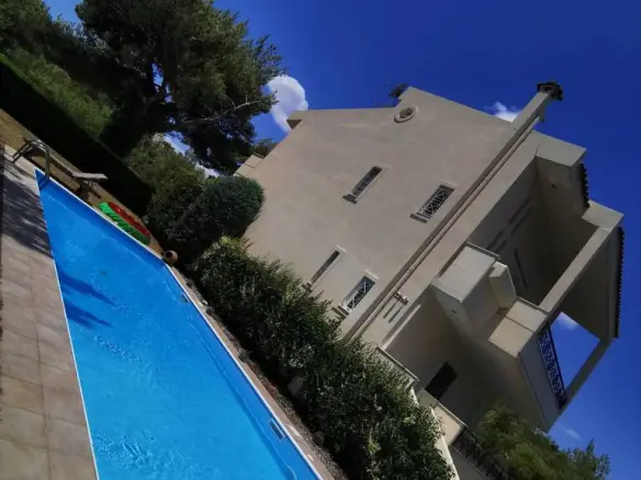 4-bedroom Detached House In Pikermi, Greece (250 M²)