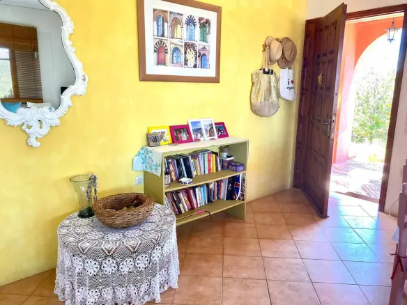 4-bedroom Detached House In Velo, Greece (269 M²)