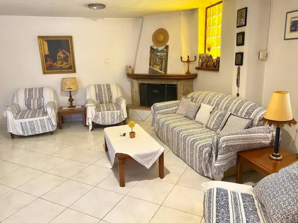 4-bedroom Detached House In Velo, Greece (269 M²)