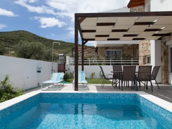 3-bedroom Villa In Eleitheres, Greece (124 M²)