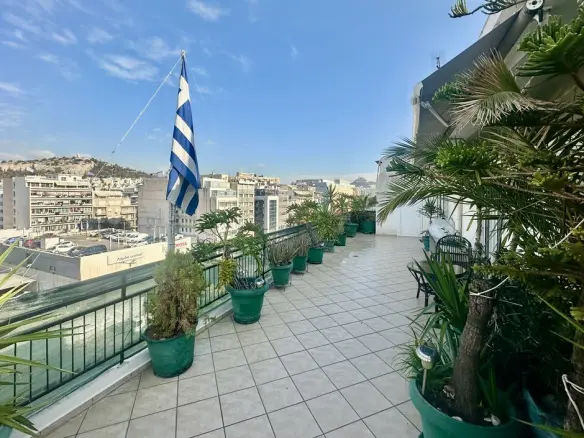 3-bedroom Flat In Neos Kosmos, Greece (115 M²)