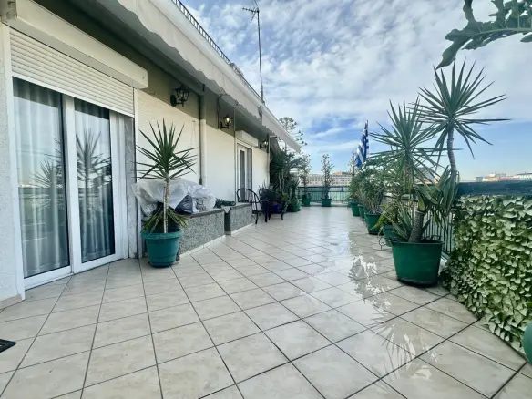 3-bedroom Flat In Neos Kosmos, Greece (115 M²)