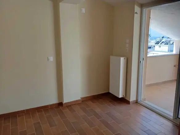 Flat In Argyroupoli, Greece (101 M²)