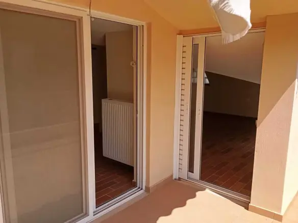 Flat In Argyroupoli, Greece (101 M²)