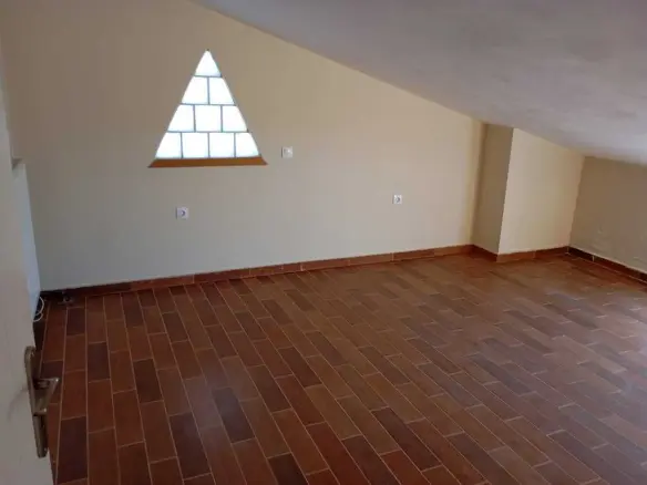 Flat In Argyroupoli, Greece (101 M²)