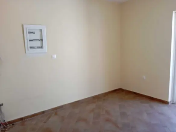 Flat In Argyroupoli, Greece (101 M²)