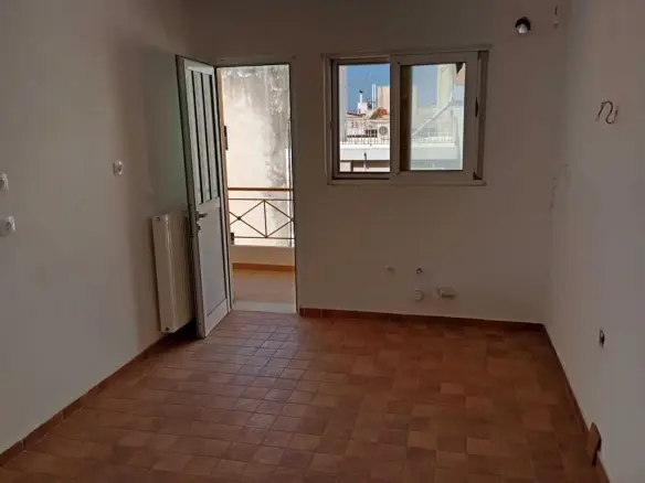 Flat In Argyroupoli, Greece (101 M²)