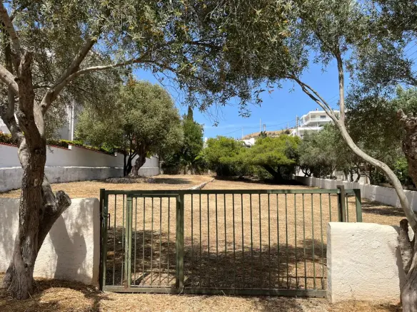 Land In Saronida, Greece