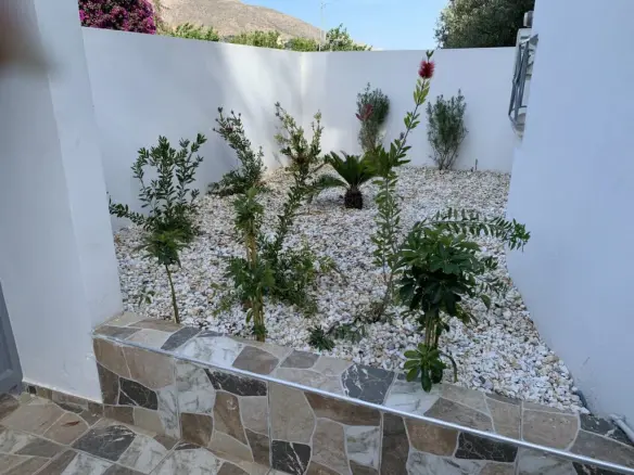 Detached House In Kalivia Thorikou, Greece (239 M²)
