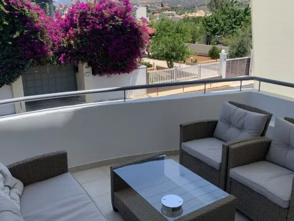 Detached House In Kalivia Thorikou, Greece (239 M²)