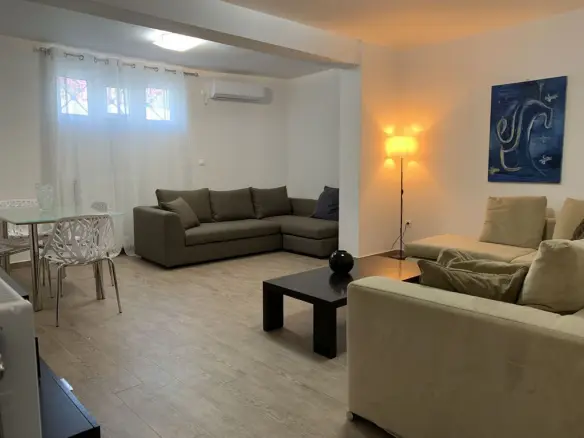 Detached House In Kalivia Thorikou, Greece (239 M²)