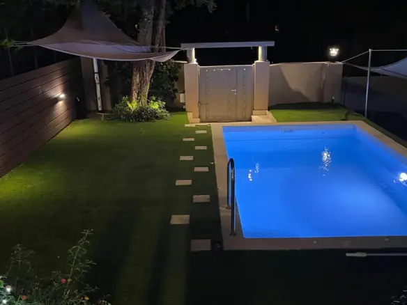 Detached House In Kalivia Thorikou, Greece (310 M²)
