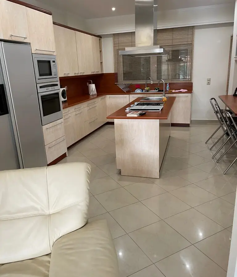 Detached House In Kalivia Thorikou, Greece (310 M²)