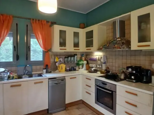 4-bedroom Detached House In Kamena Vourla, Greece (170 M²)
