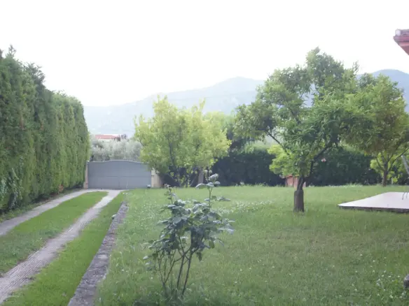 4-bedroom Detached House In Kamena Vourla, Greece (170 M²)