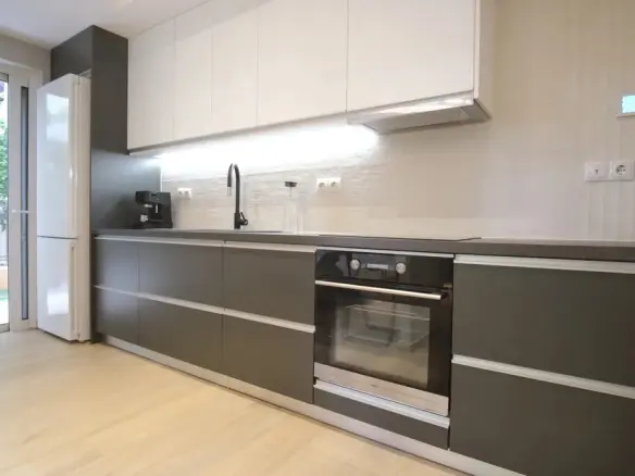 1-bedroom Flat In Vari – Varkiza, Greece (63 M²)