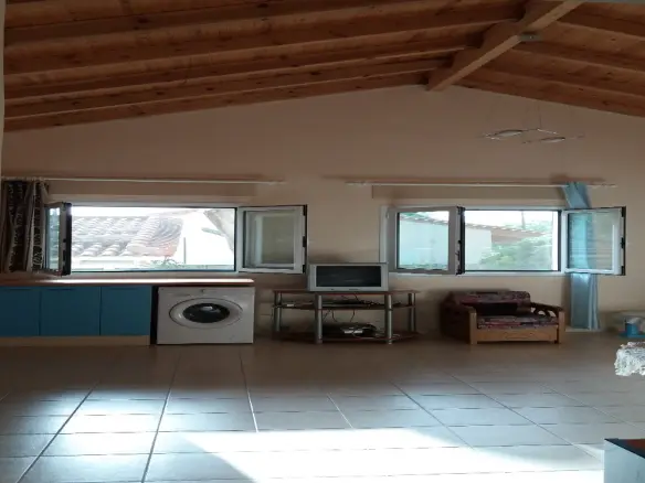 3-bedroom Detached House In Thisvi, Greece (102 M²)