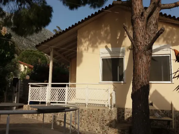3-bedroom Detached House In Thisvi, Greece (102 M²)