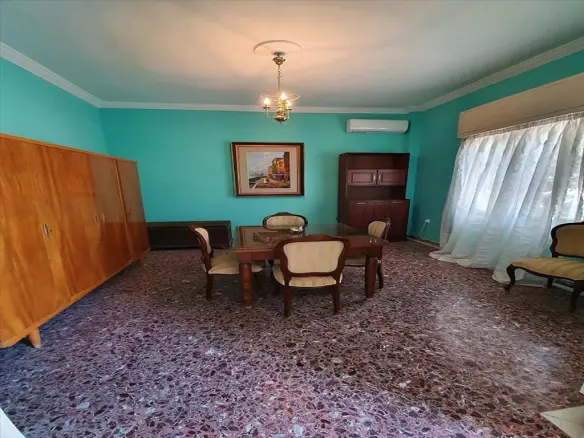 Hotel In Amarinthos, Greece (307 M²)