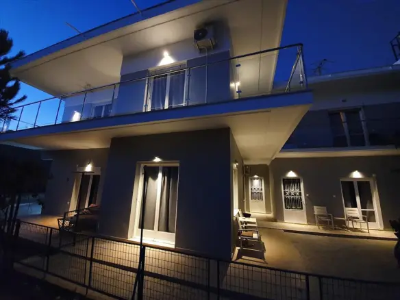 Hotel In Amarinthos, Greece (307 M²)