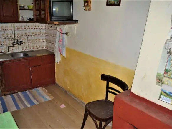 Detached House In Corfu, Greece (75 M²)