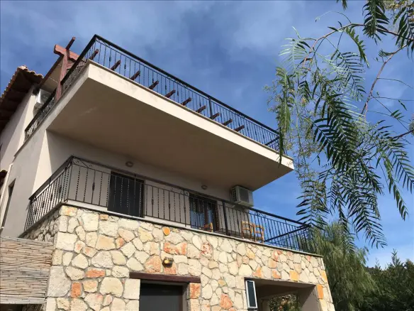 3-bedroom Detached House In Kassandra, Greece (150 M²)