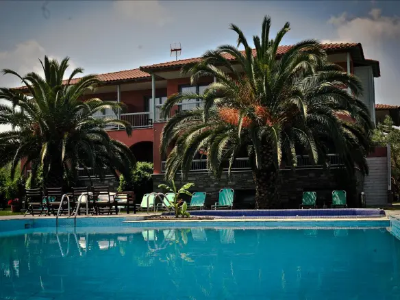 Hotel In Kassandra, Greece (1.260 M²)
