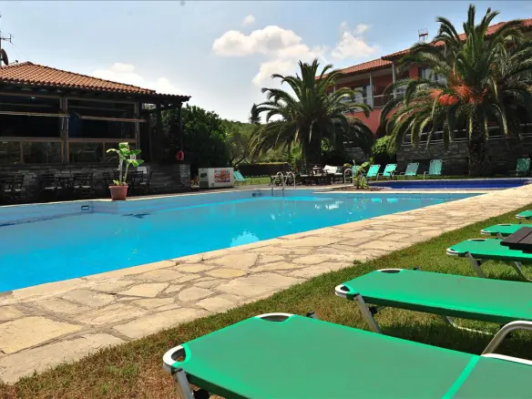 Hotel In Kassandra, Greece (1.260 M²)