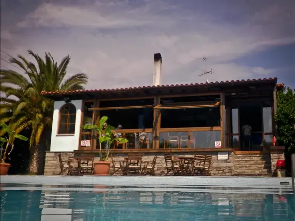 Hotel In Kassandra, Greece (1.260 M²)