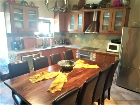 2-bedroom Maisonette In Corfu, Greece (155 M²)