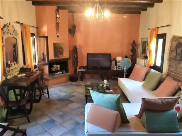 2-bedroom Maisonette In Corfu, Greece (155 M²)
