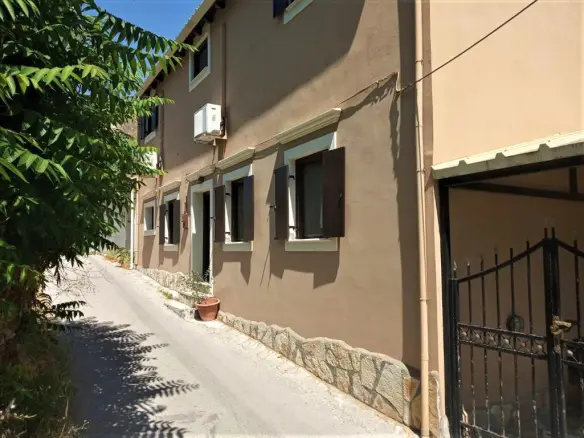 2-bedroom Maisonette In Corfu, Greece (155 M²)