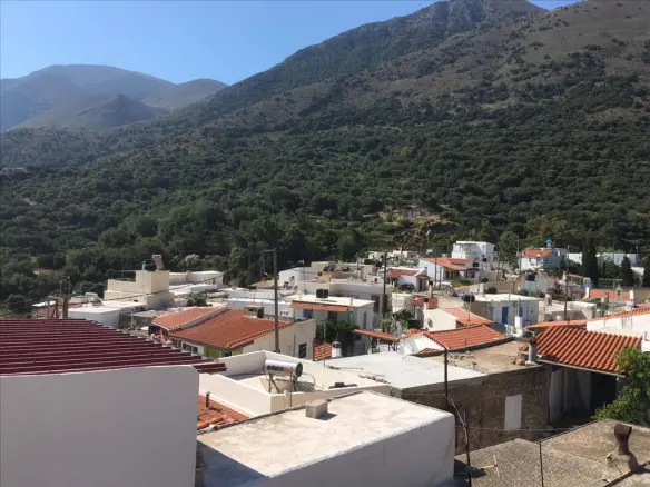 3-bedroom Detached House In Siteia, Greece (180 M²)