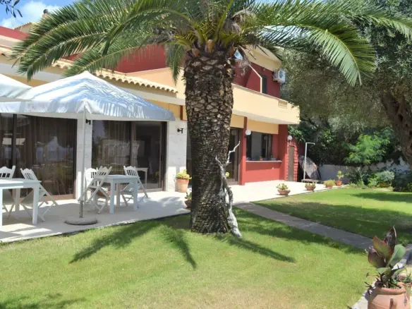 Hotel In Corfu, Greece (997 M²)